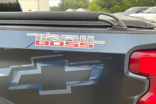 Photo of 2019 Northsky Blue Metallic Chevrolet Silverado 1500