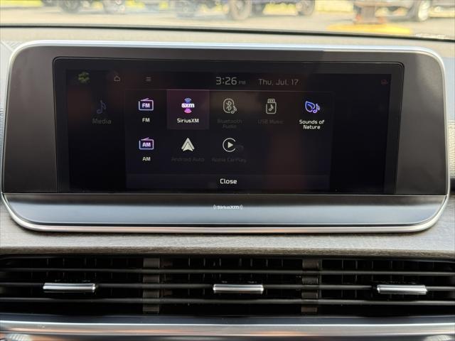Photo of 2022 Gray Kia Telluride