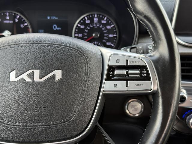 Photo of 2022 Gray Kia Telluride