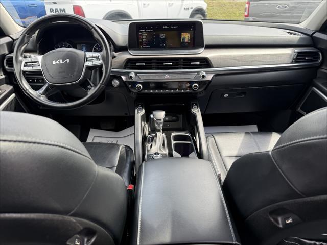 Photo of 2022 Gray Kia Telluride