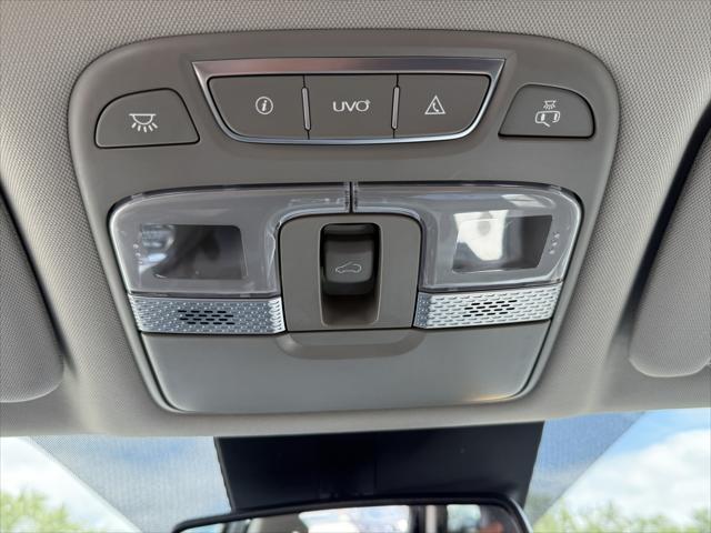 Photo of 2022 Gray Kia Telluride