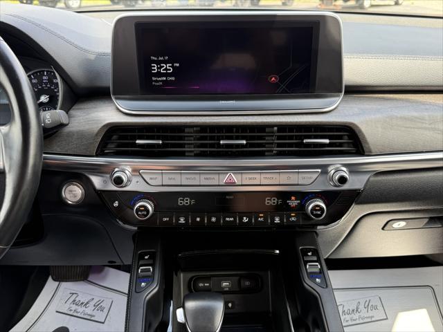 Photo of 2022 Gray Kia Telluride
