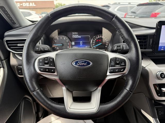 Photo of 2023 White Ford Explorer