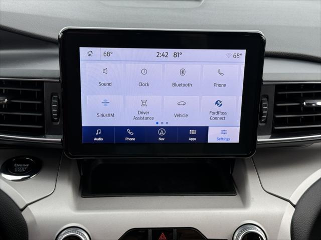 Photo of 2023 White Ford Explorer