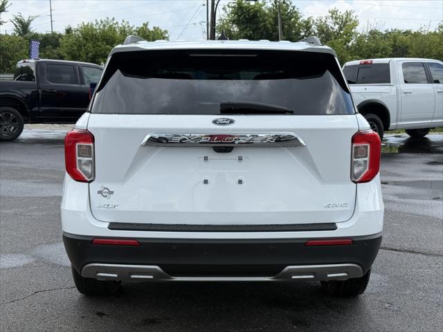 Photo of 2023 White Ford Explorer