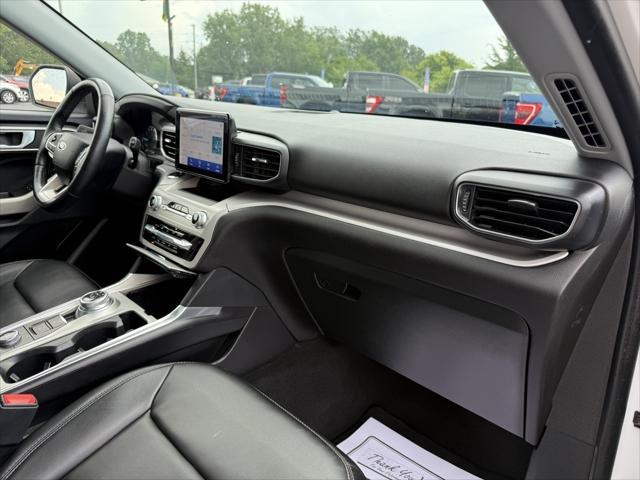 Photo of 2023 White Ford Explorer
