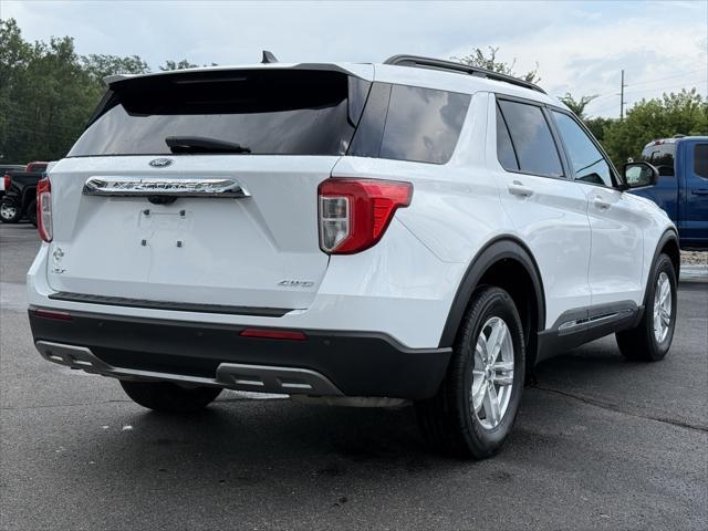 Photo of 2023 White Ford Explorer