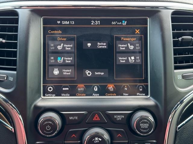 Photo of 2018 Gray Jeep Grand Cherokee