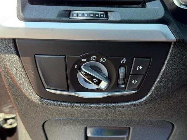 Photo of 2022 Black BMW X4