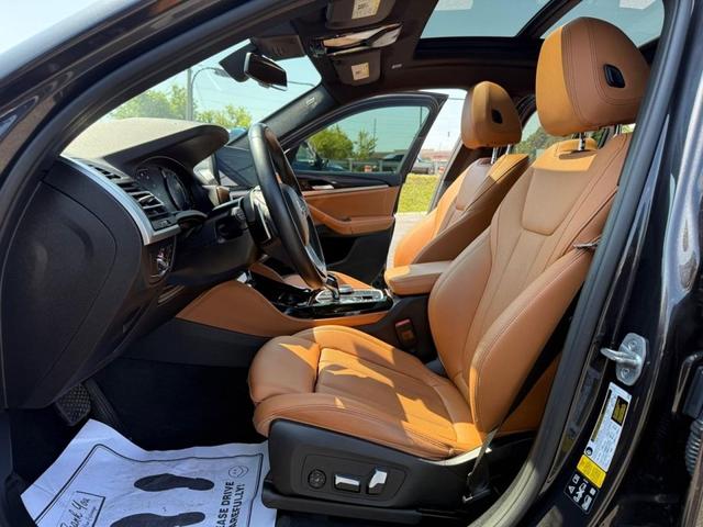 Photo of 2022 Black BMW X4