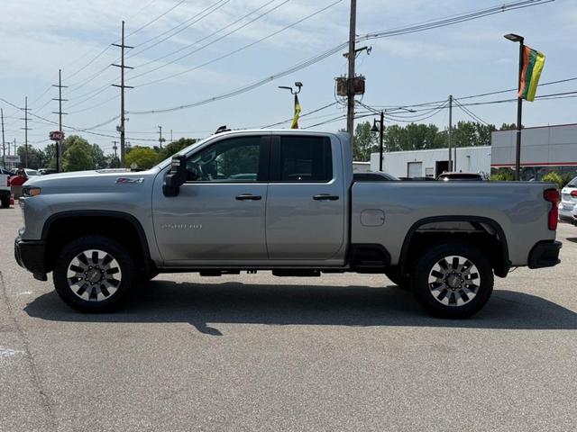 Photo of 2024 Gray Chevrolet Silverado 2500