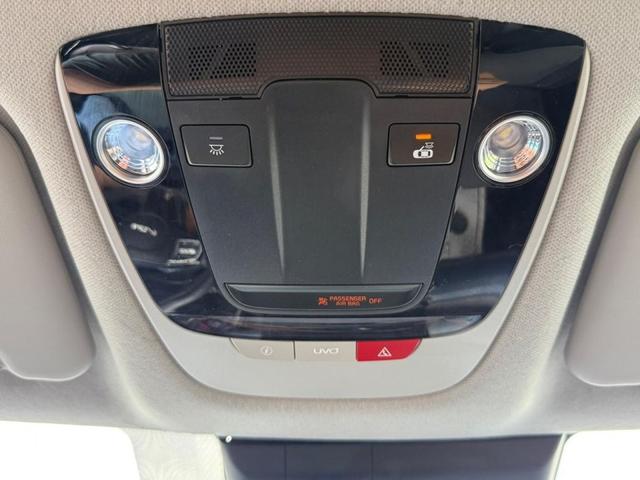 Photo of 2023 Gray Kia Seltos