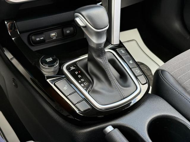 Photo of 2023 Gray Kia Seltos