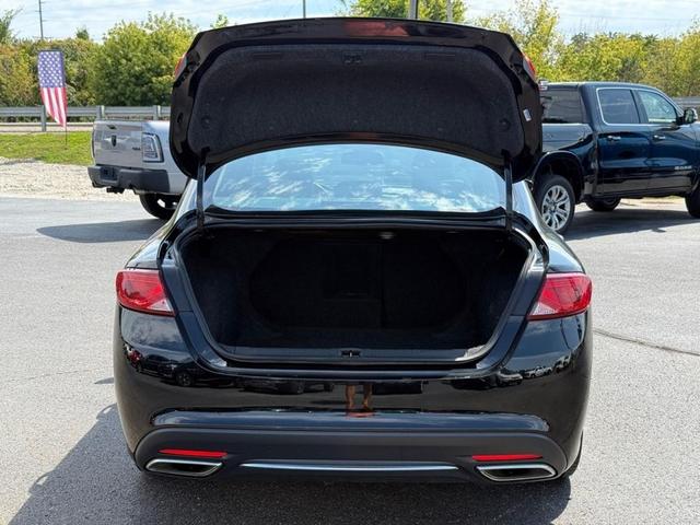 Photo of 2015 Black Chrysler 200