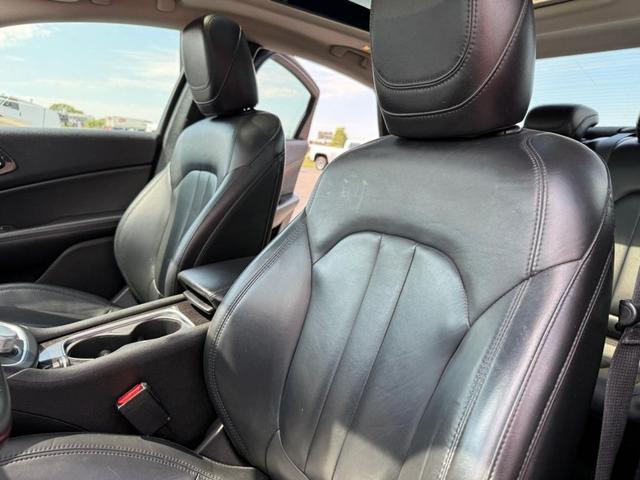 Photo of 2015 Black Chrysler 200