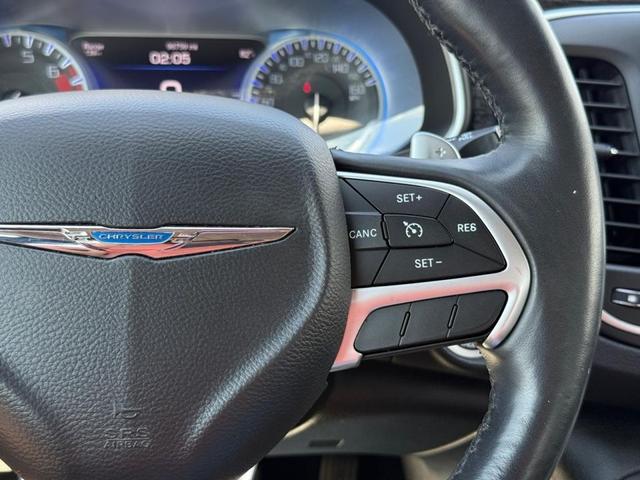 Photo of 2015 Black Chrysler 200