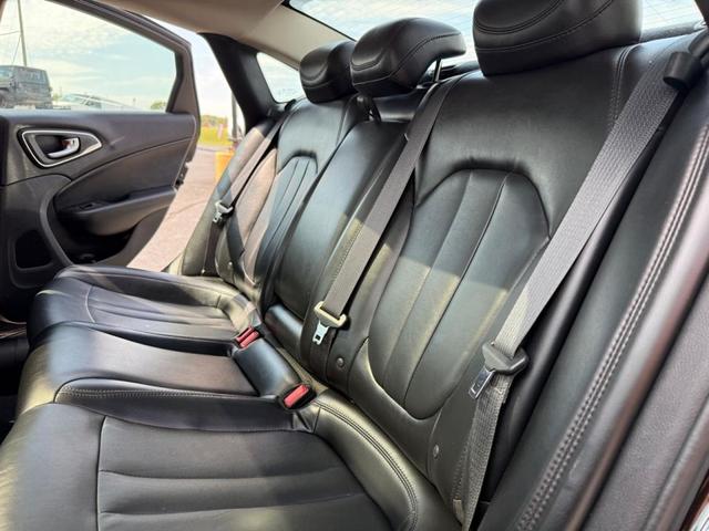Photo of 2015 Black Chrysler 200