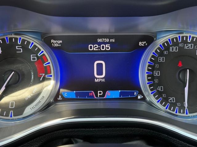 Photo of 2015 Black Chrysler 200
