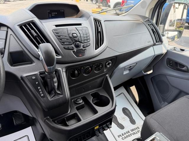 Photo of 2019 White Ford Transit-150