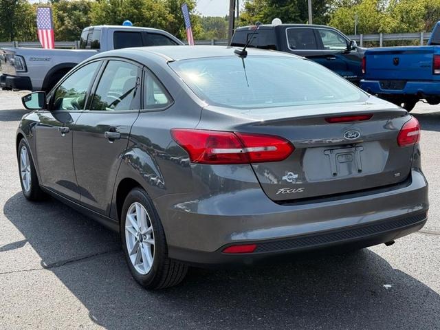 Photo of 2018 Gray Ford Focus