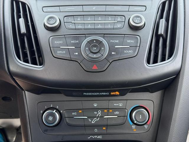 Photo of 2018 Gray Ford Focus