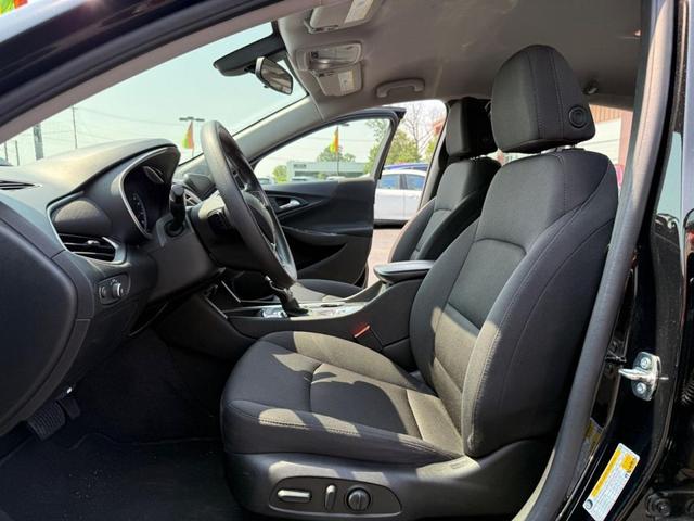 Photo of 2022 Black Chevrolet Malibu