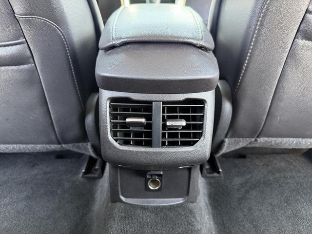 Photo of 2015 Silver Ford Fusion