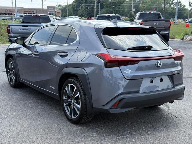 Photo of 2020 Gray Lexus UX 250h