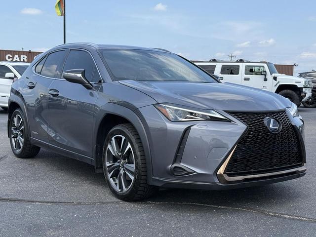 Photo of 2020 Gray Lexus UX 250h