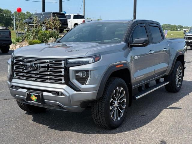 Photo of 2025 Gray GMC Canyon