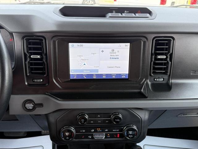 Photo of 2021 Blue Ford Bronco