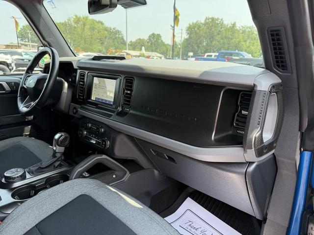 Photo of 2021 Blue Ford Bronco
