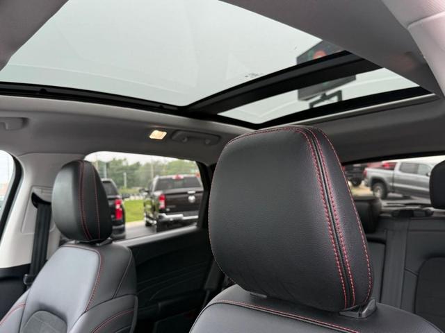 Photo of 2022 Blue Ford Escape