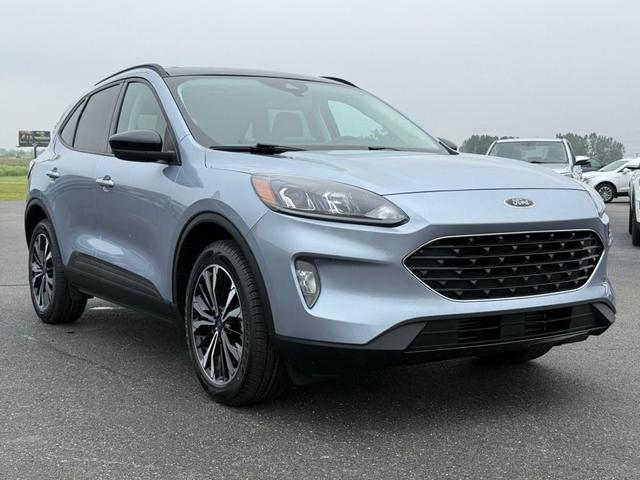Photo of 2022 Blue Ford Escape