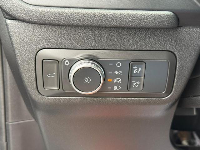 Photo of 2022 Blue Ford Escape