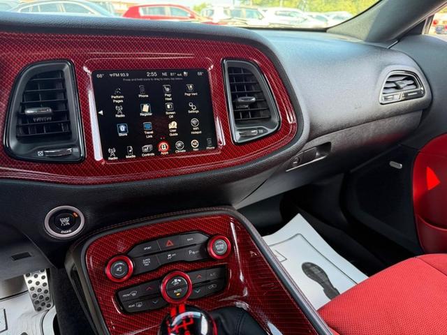 Photo of 2016 Red Dodge Challenger