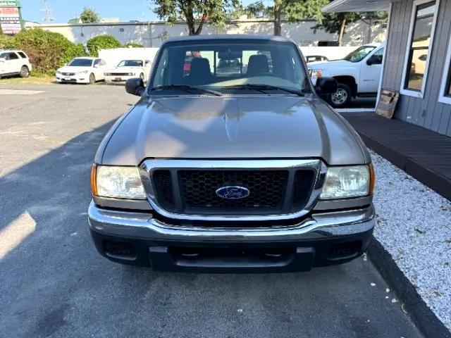 Photo of 2004 Arizona Beige Clearcoat Metallic Ford Ranger