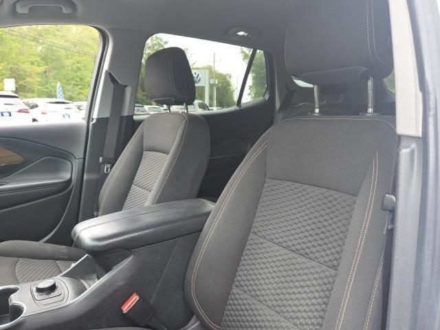 Photo of 2020 Summit White GMC Terrain