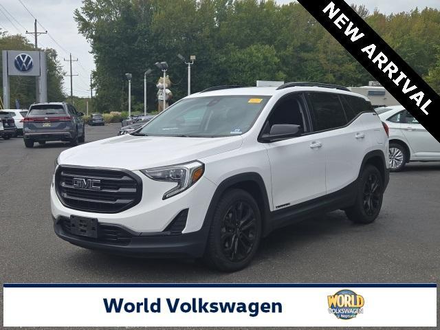 Photo of 2020 Summit White GMC Terrain