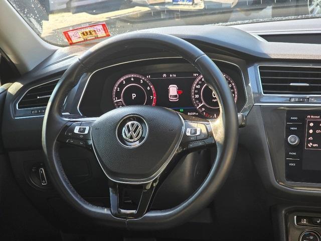 Photo of 2019 Deep Black Pearl Effect Volkswagen Tiguan