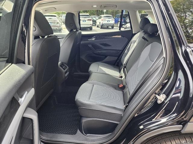 Photo of 2025 Deep Black Pearl Effect Volkswagen Tiguan