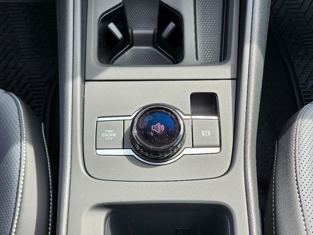 Photo of 2025 Deep Black Pearl Effect Volkswagen Tiguan
