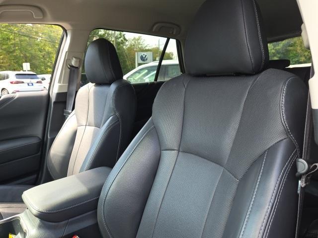 Photo of 2023 Crystal Black Silica Subaru Outback