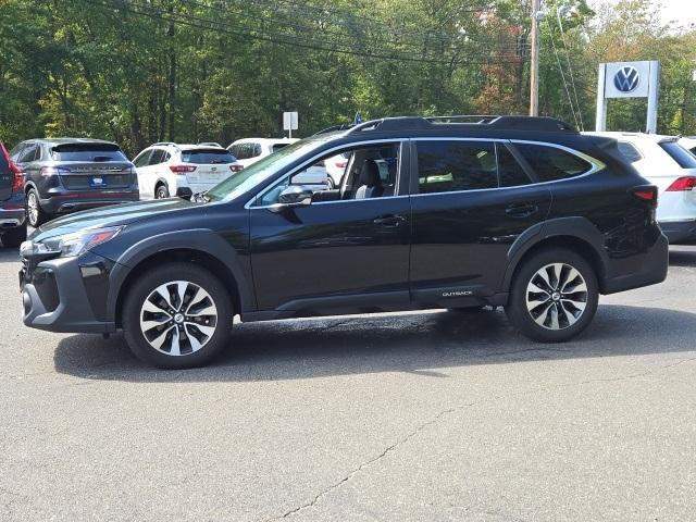 Photo of 2023 Crystal Black Silica Subaru Outback