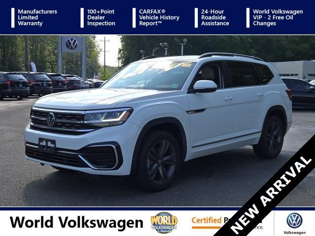 Photo of 2021 Pure White Volkswagen Atlas