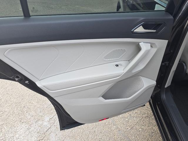 Photo of 2024 Deep Black Pearl Effect Volkswagen Tiguan