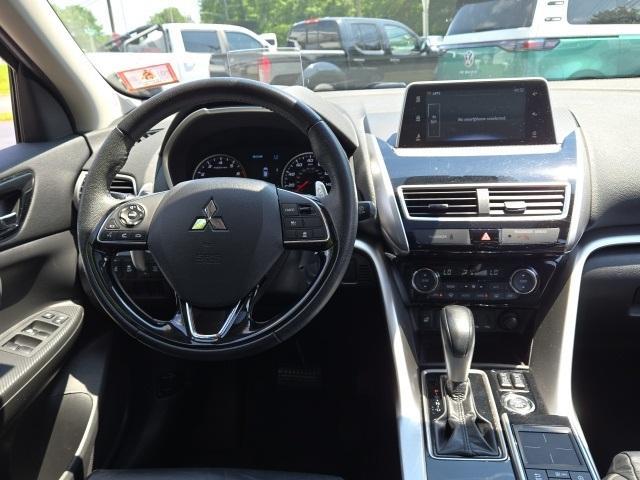 Photo of 2019 Pearl White Mitsubishi Eclipse Cross