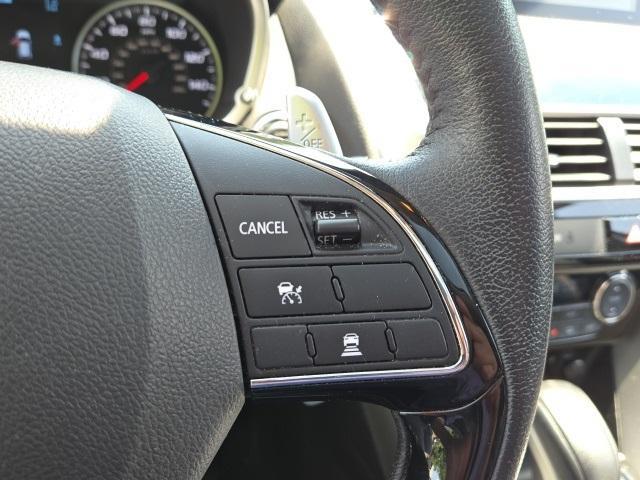 Photo of 2019 Pearl White Mitsubishi Eclipse Cross