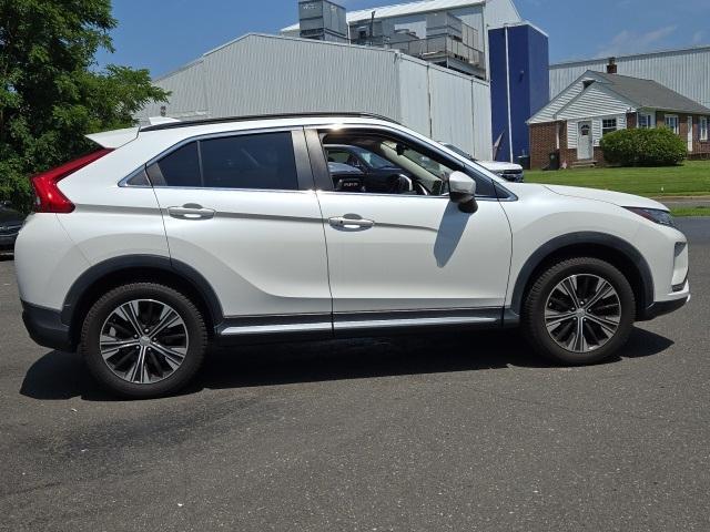Photo of 2019 Pearl White Mitsubishi Eclipse Cross