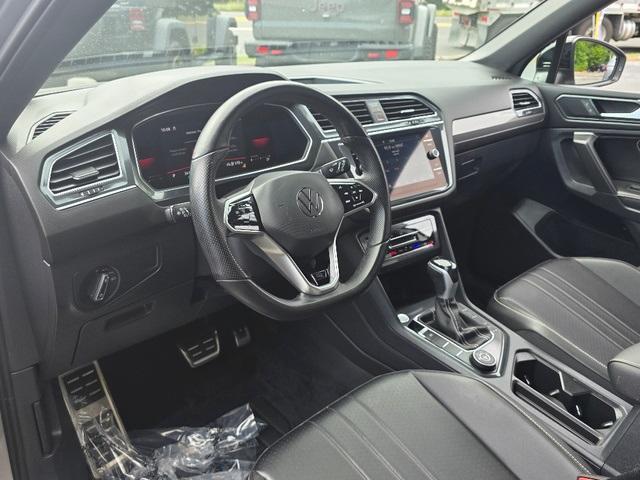 Photo of 2022 Pyrite Silver Metallic Volkswagen Tiguan